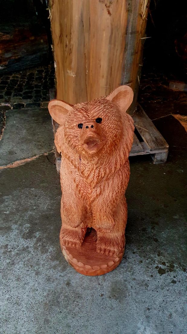 Kleiner Bär aus Holz