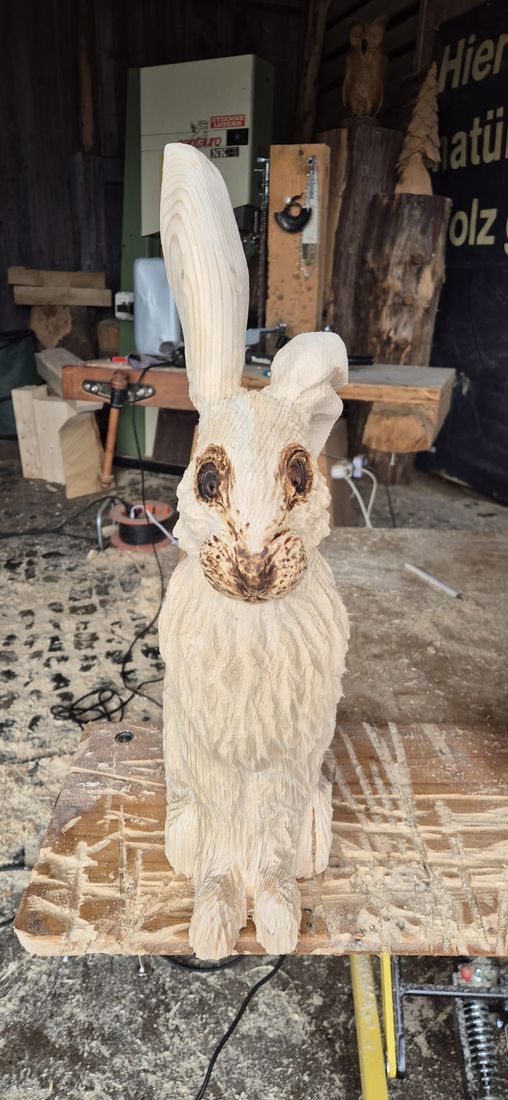 Hase aus Holz