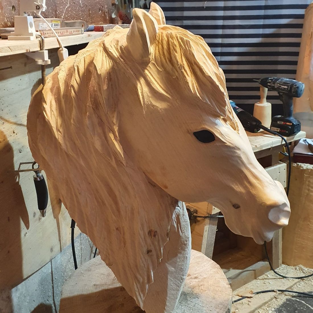 Pferdekopf natur aus Holz