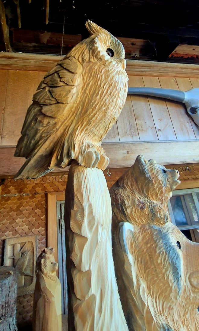 Uhu aus Holz